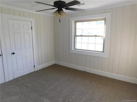 207 W 9th St, Oakboro, NC 28129 photo 15