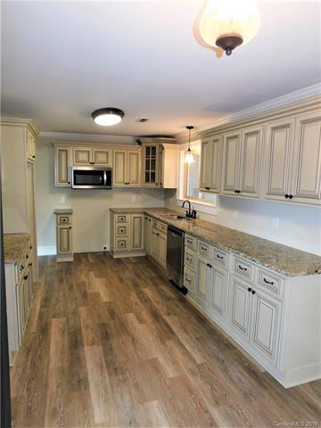 207 W 9th St, Oakboro, NC 28129 photo 6