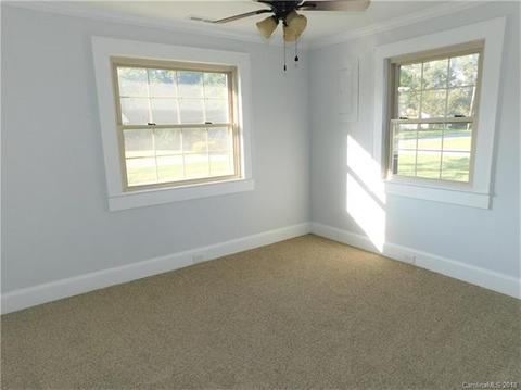 207 W 9th St, Oakboro, NC 28129 photo 14