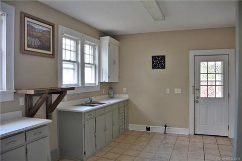 172 Duke St, Granite Falls, NC 28630 photo 14