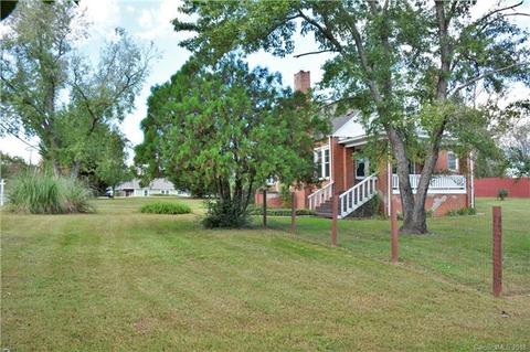 172 Duke St, Granite Falls, NC 28630 photo 6