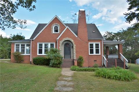 172 Duke St, Granite Falls, NC 28630 photo 3