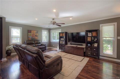 3022 Point Clear Dr, Tega Cay, SC 29708 photo 4