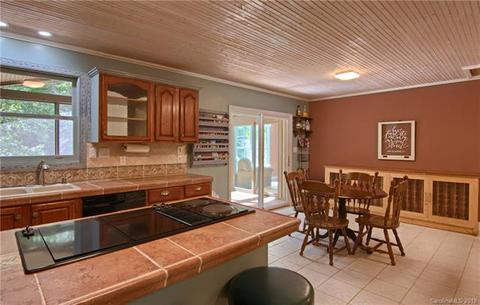 1227 Old Fort Rd, Fairview, NC 28730 photo 11