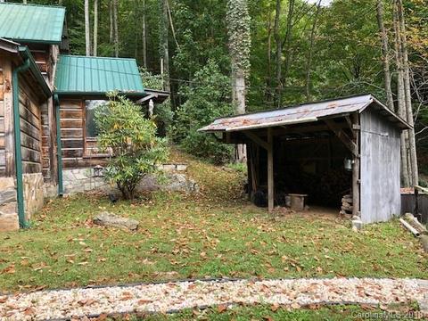455 Chimney Log Rd, Marshall, NC 28753 photo 3