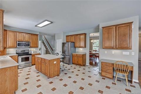 809 Brookdale Ln, Stanley, NC 28164 photo 11