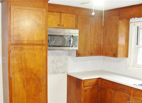 1340 33rd St, Conover, NC 28613 photo 9