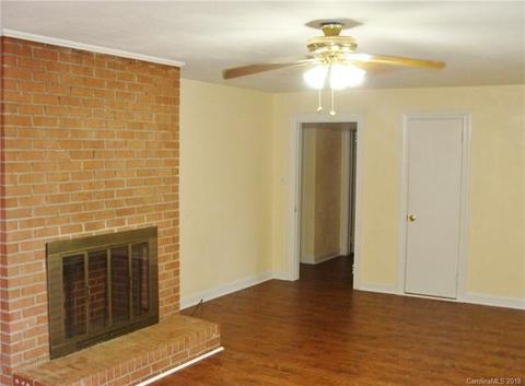 1340 33rd St, Conover, NC 28613 photo 4