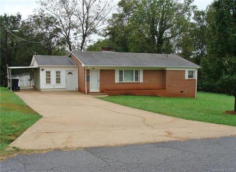 1340 33rd St, Conover, NC 28613 photo 1