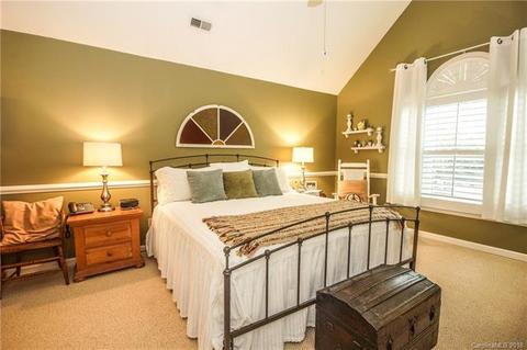 1019 Downpatrick Ln, Concord, NC 28027 photo 13