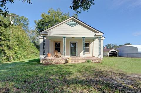 676 W Brooklyn Ave, Lancaster, SC 29720 photo 1