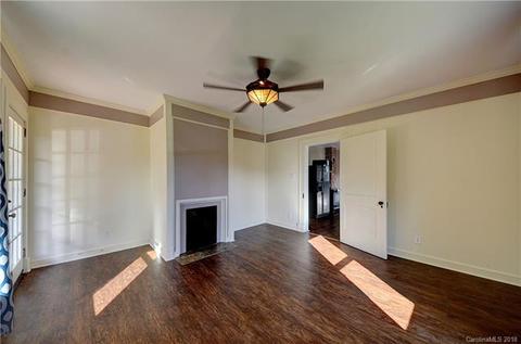 676 W Brooklyn Ave, Lancaster, SC 29720 photo 5