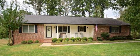 2224 Cardinal Loop, Stanley, NC 28164 photo 1