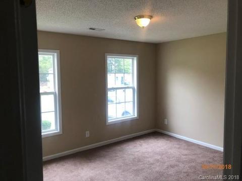 2009 E Park Dr, Lancaster, SC 29720 photo 6