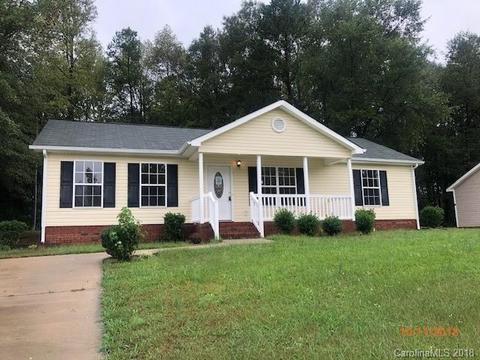 2009 E Park Dr, Lancaster, SC 29720 photo 1