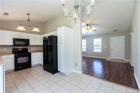 302 Dexter Pl, Monroe, NC 28110 photo 4