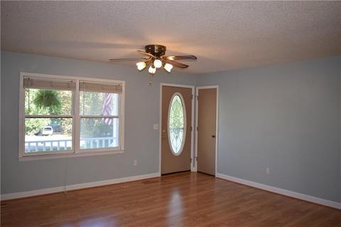 4669 Queens Rd, Hickory, NC 28602 photo 7