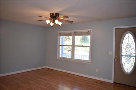 4669 Queens Rd, Hickory, NC 28602 photo 8