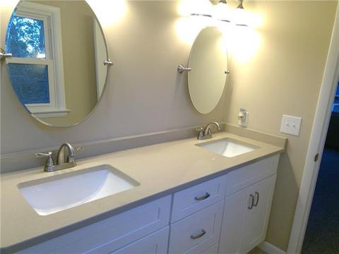 6180 Mountainside Dr, Hickory, NC 28601 photo 5
