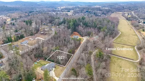 1027 Williamsburg Ne Dr NE, Lenoir, NC 28645