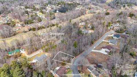 902 Woodbine Ne Pl NE, Lenoir, NC 28645