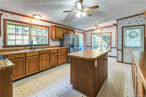23 Star Rd, Marshall, NC 28753 photo 10