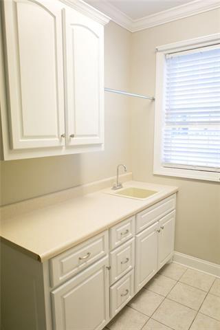 5955 Flintlock Ct, Hickory, NC 28601 photo 7