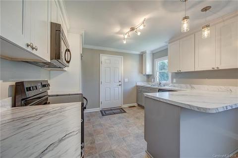 603 8th Ext, Cramerton, NC 28032 photo 6