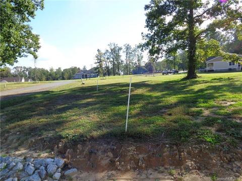 86 Copper Crest 86 Cir #86, Hendersonville, NC 28792
