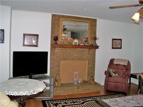 4 Hillside Dr, Stanley, NC 28164 photo 3