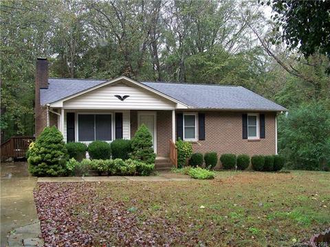 4 Hillside Dr, Stanley, NC 28164 photo 1