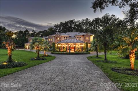 21123 Torrence Chapel Rd, Cornelius, NC 28031 photo 2
