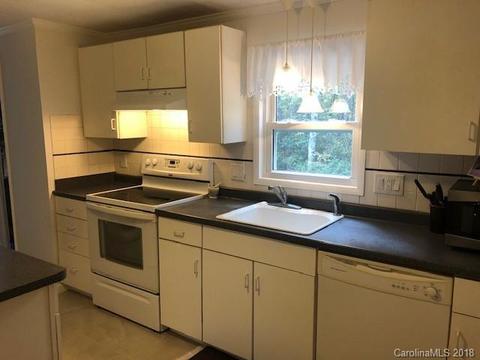 77 Deer Chase Rd, Cedar Mountain, NC 28718 photo 8