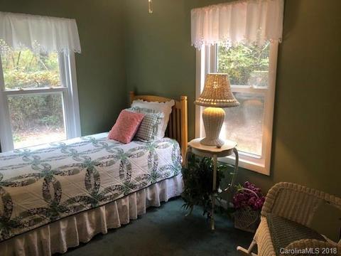 77 Deer Chase Rd, Cedar Mountain, NC 28718 photo 10