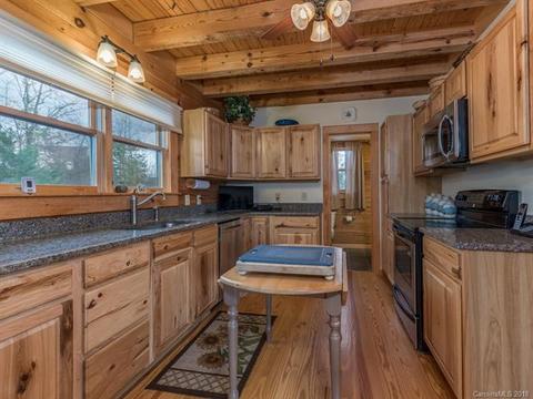 288 Stonecrest Pkwy, Mill Spring, NC 28756 photo 8