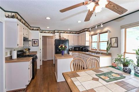 2003 Marquesas Ave, Tega Cay, SC 29708 photo 7