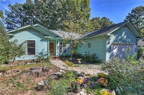 2003 Marquesas Ave, Tega Cay, SC 29708 photo 1