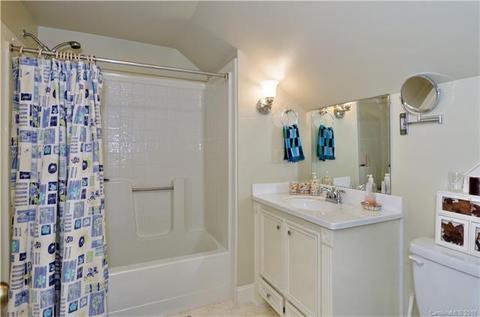 72 Wildcat View Ln, Mill Spring, NC 28756 photo 17