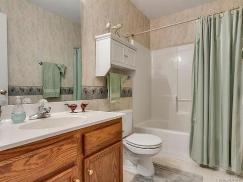 7419 Gate Key Ct, Stanley, NC 28164 photo 16