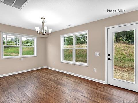 89 Towne Pl, Clyde, NC 28721 photo 6