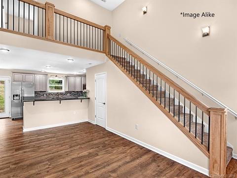 89 Towne Pl, Clyde, NC 28721 photo 4
