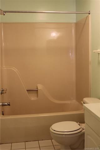 1180 Bishop Ln, Mill Spring, NC 28756 photo 9
