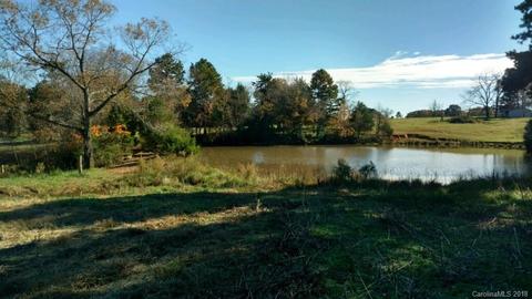 1332 Tabor Rd, Harmony, NC 28634 photo 1
