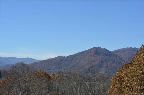 77 Triplets Dr, Clyde, NC 28721 photo 3