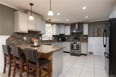 332 Brevard St, Stanley, NC 28164 photo 6