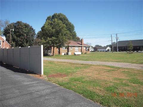 41 Leach Rd, Hiddenite, NC 28636 photo 2