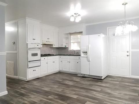 1124 Culp St, Lancaster, SC 29720 photo 3
