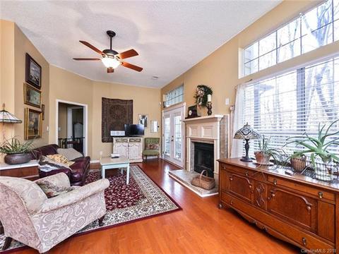 19600 Derby Ct, Cornelius, NC 28031 photo 4