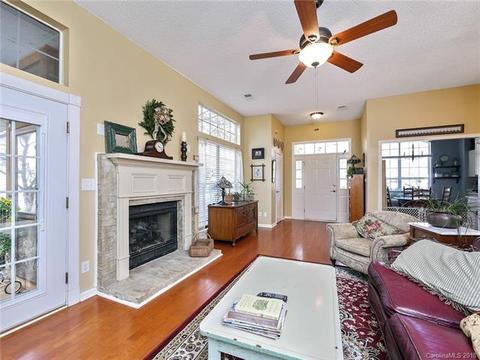 19600 Derby Ct, Cornelius, NC 28031 photo 8