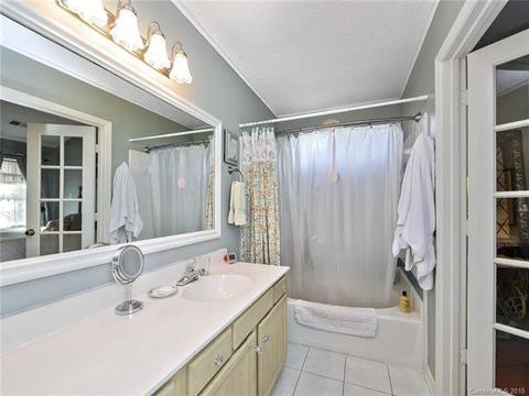 19600 Derby Ct, Cornelius, NC 28031 photo 17
